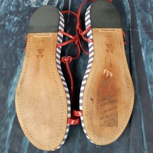 Dani Black Shoes - Dani Black Thong Flat Sandals, Size 9.5 Dani Black Shoes - Dani Black Thong Flat Sandals, Size 9.5
